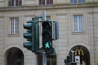 Illustration for article titled 7 Crosswalk Signals You Won't Mind Waiting For